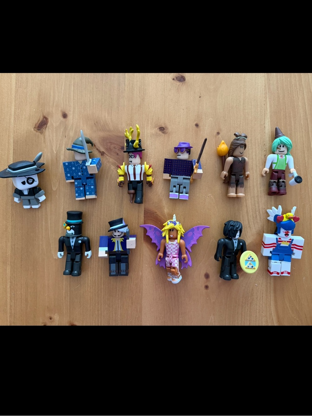 Mixed Lot of 11 Roblox Toy Figures with Accessories - Great Condition!